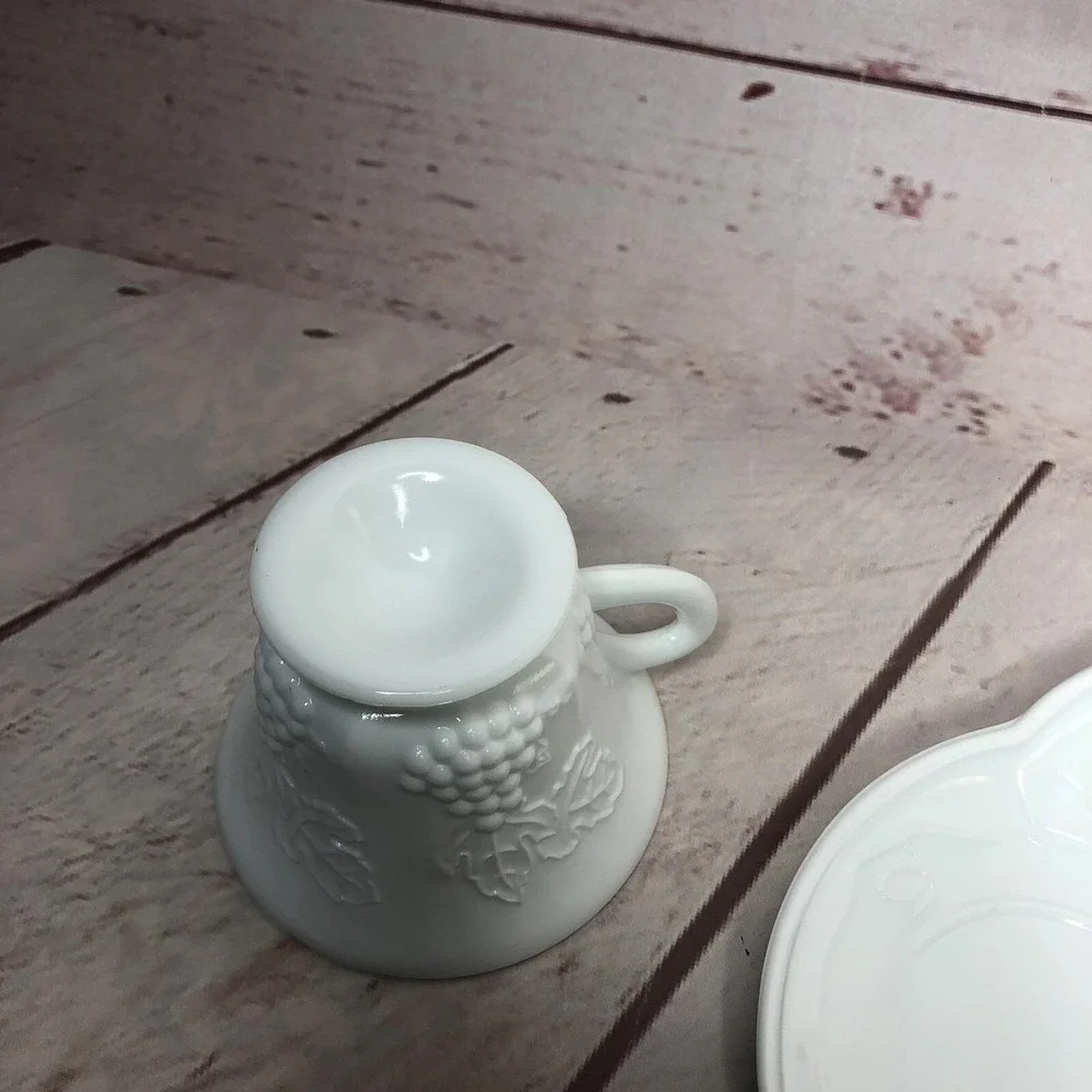 Indiana Colony Teacup Plate Luncheon Tray Milk Glass Harvest Grape Snack Set MCM